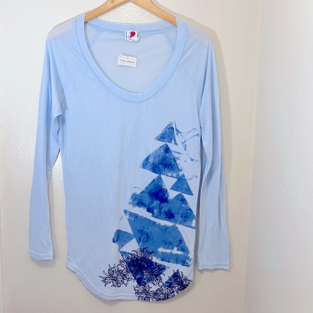 Free people  long sleeve top,size M